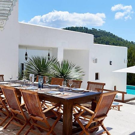 Vista de Muntanya Luxury Villa: Exclusive Beachside Retreat Sant Josep de sa Talaia Exterior photo